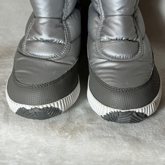 Sorel puffer boots - Picture 6 of 9